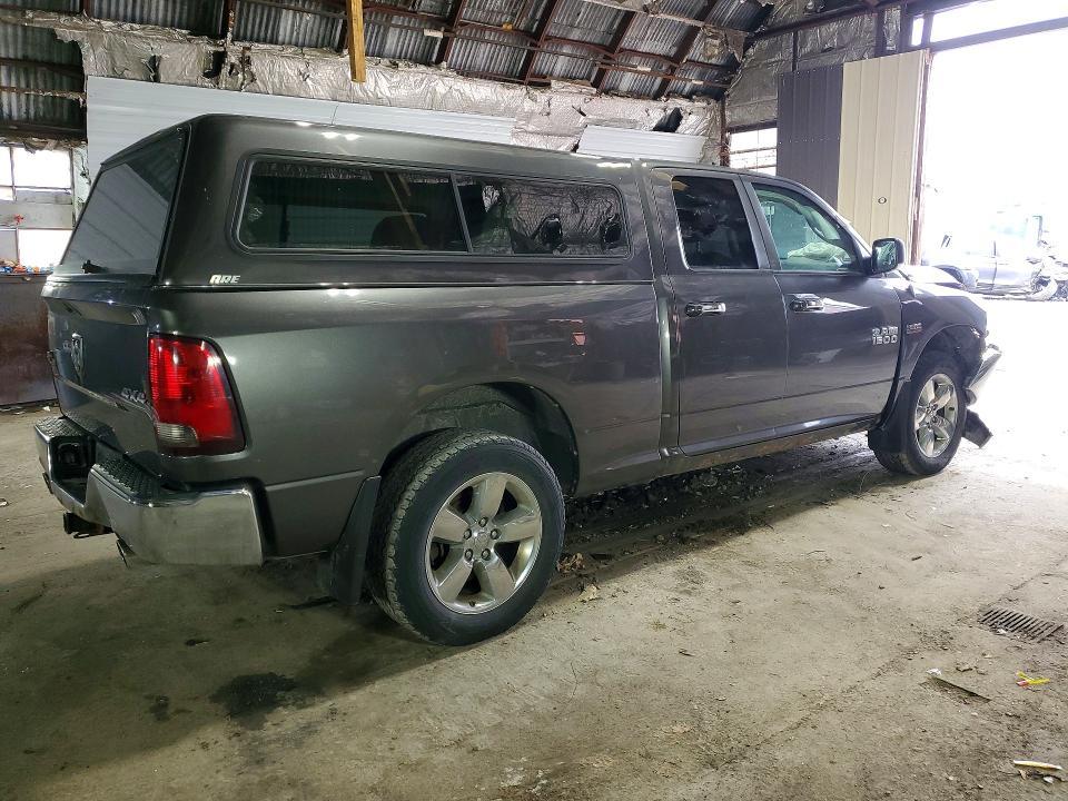 2015 Dodge RAM 1500 SLT