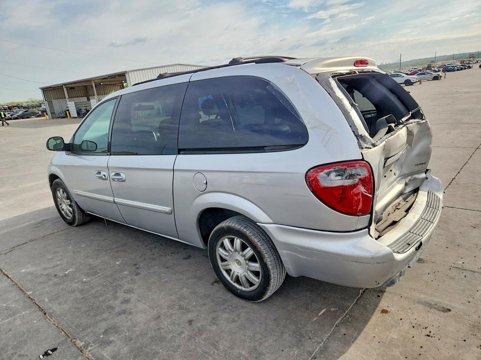 2006 Chrysler Town & Country Touring