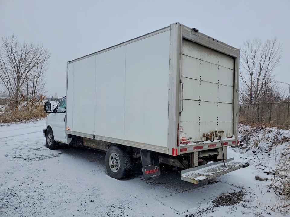 2018 GMC Savana Cutaway G3500