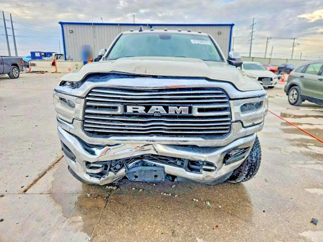 2022 Dodge 3500 Laramie