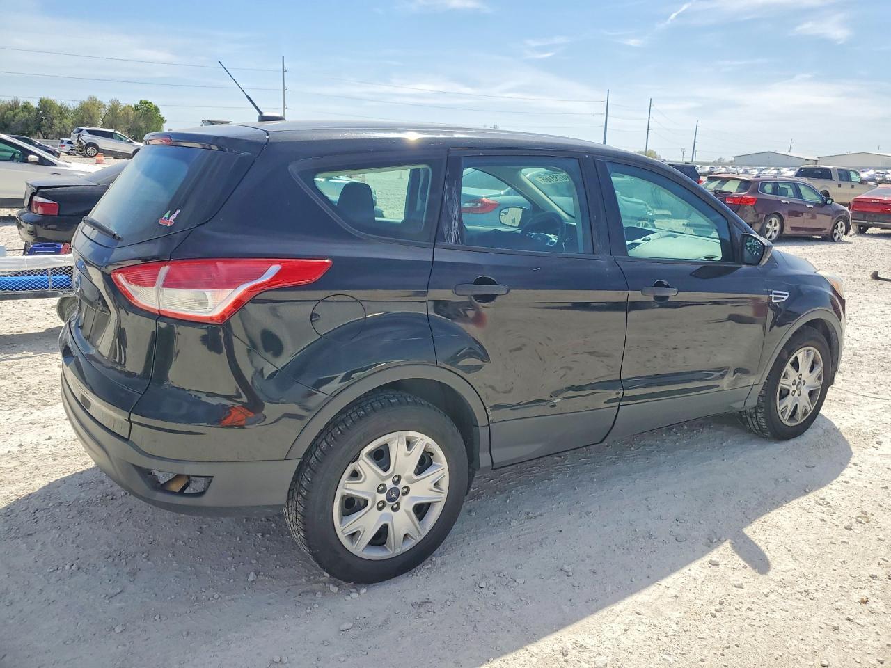 2016 Ford Escape s