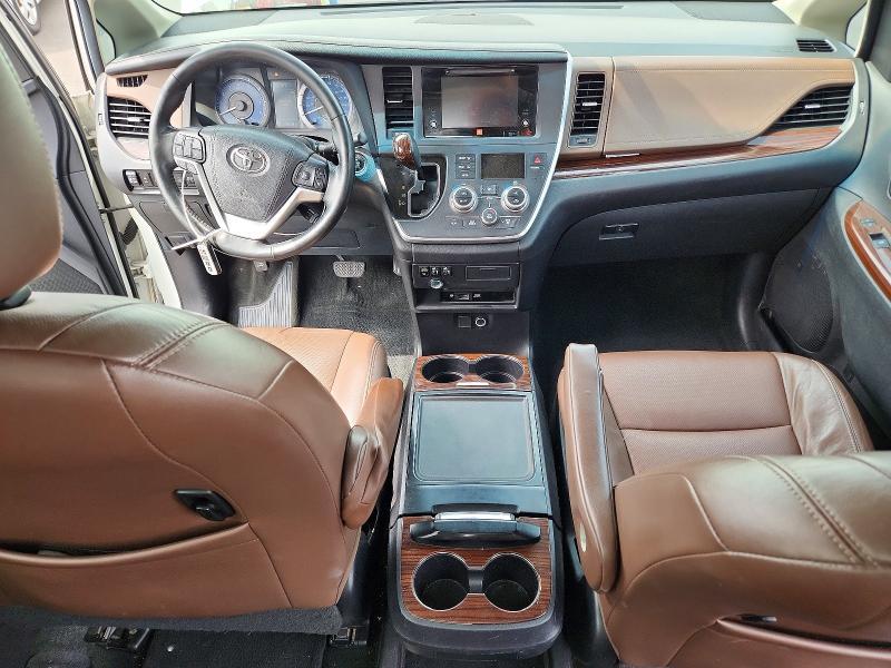 2015 Toyota Sienna Limited Premium 7-passenger