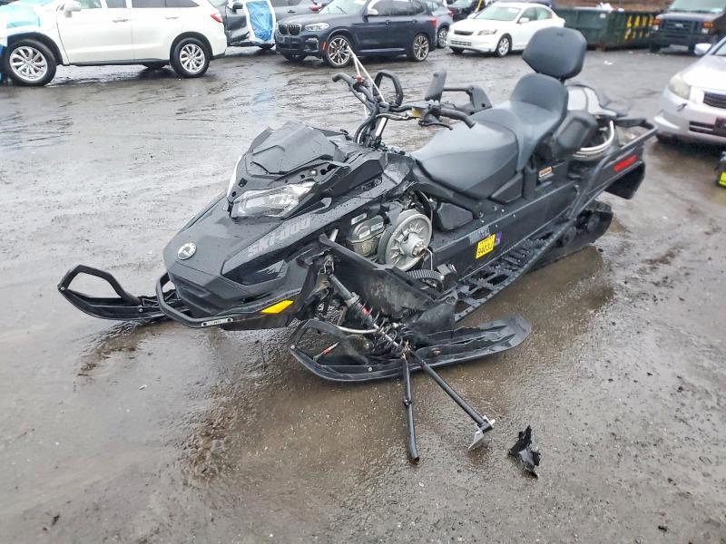 2023 Skidoo Expedition LE 900 AC