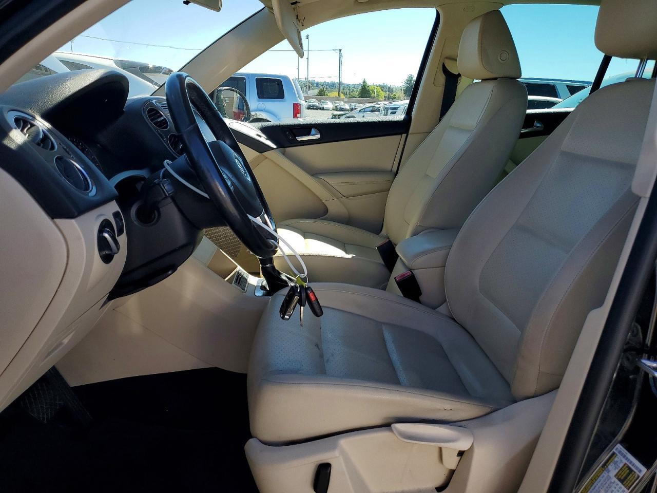 2012 Volkswagen Tiguan s