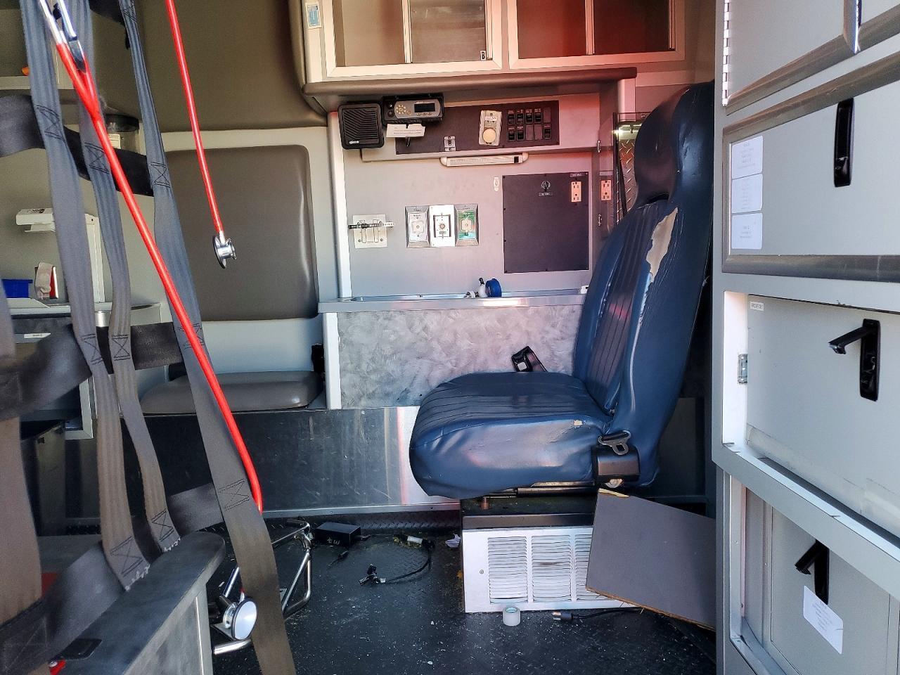 2014 Chev Rolet Express Ambulance