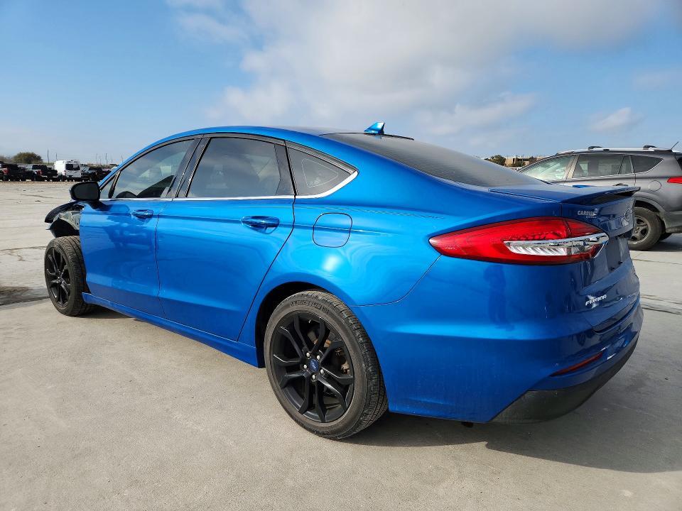 2020 Ford Fusion se