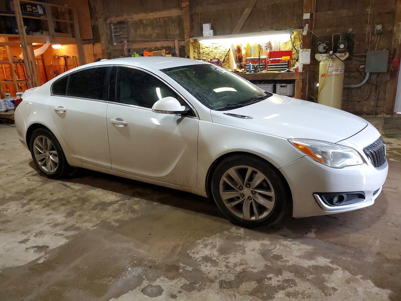 2016 Buick Regal