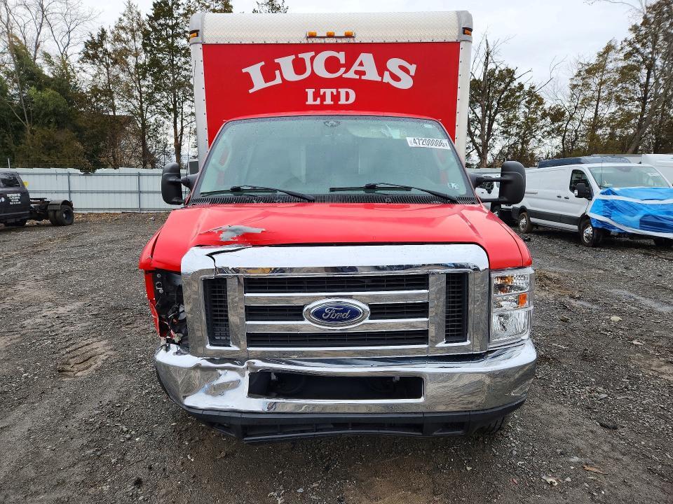 2019 Ford E350 BOX Truck