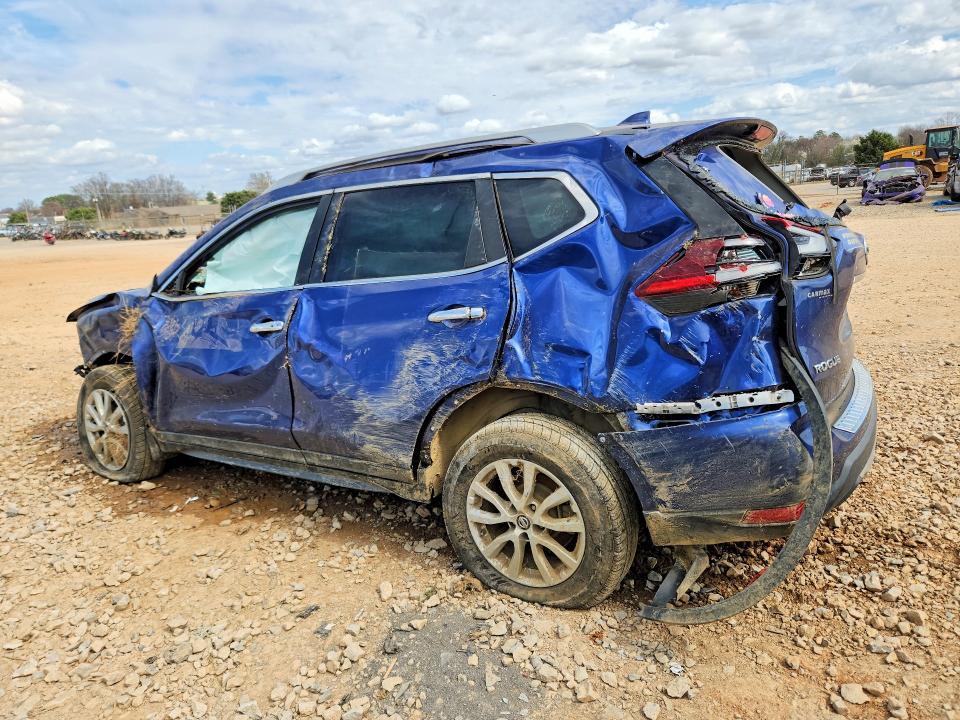 2018 Nissan Rogue sv