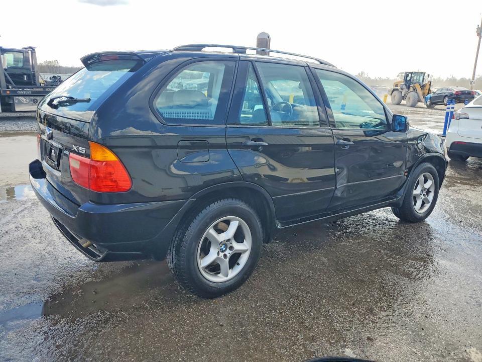 2002 BMW X5 3.0i