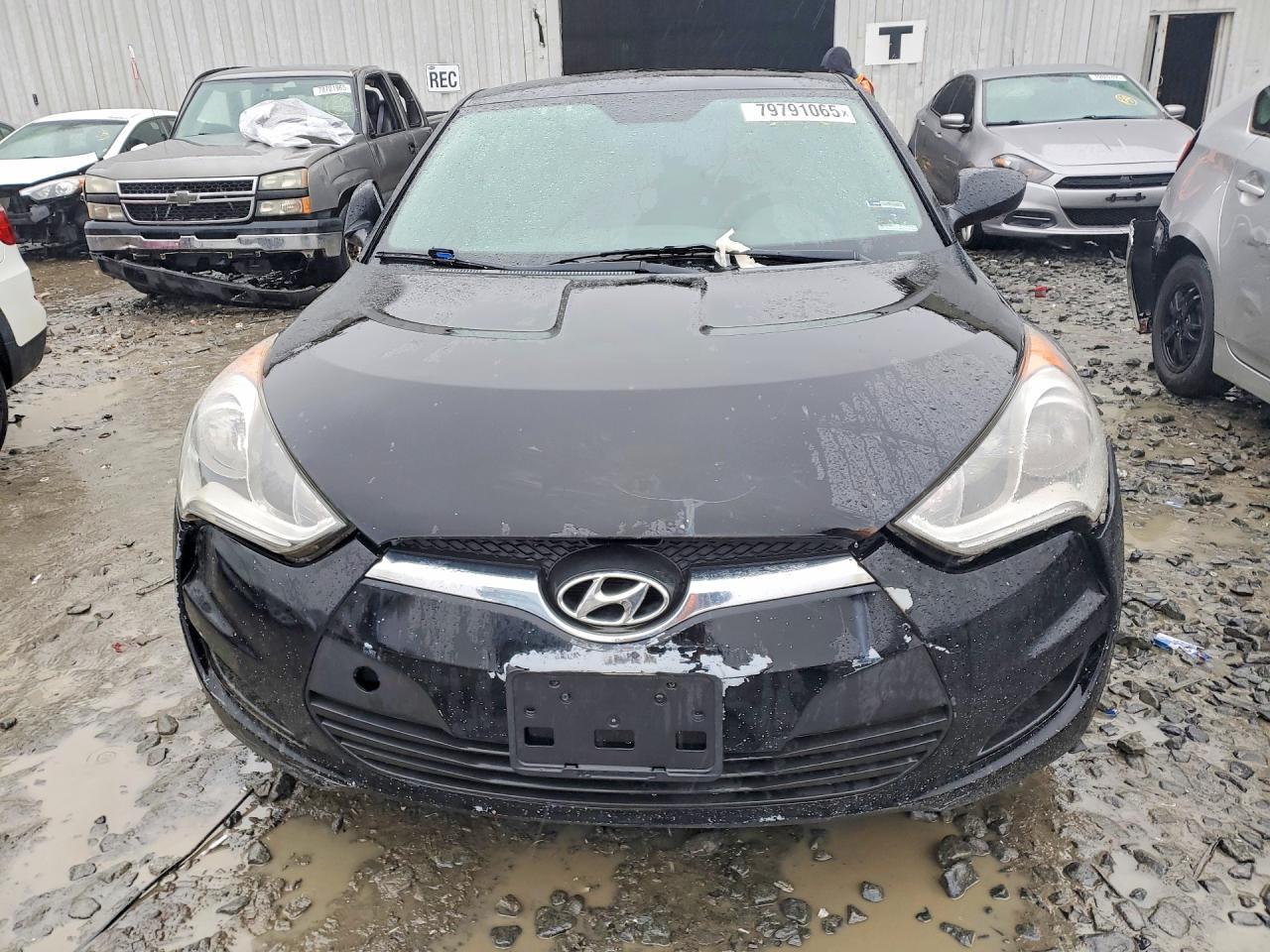 2016 Hyundai Veloster Base