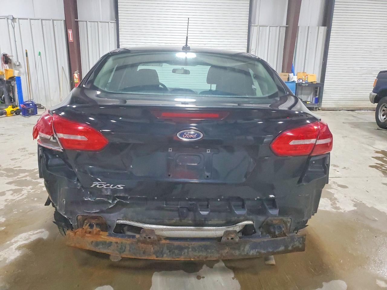 2018 Ford Focus s