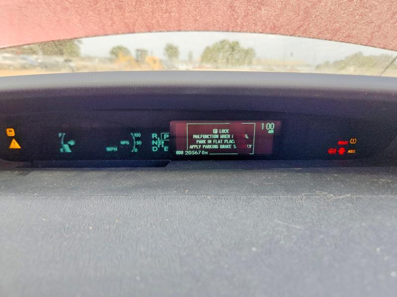 2010 Toyota Prius iii