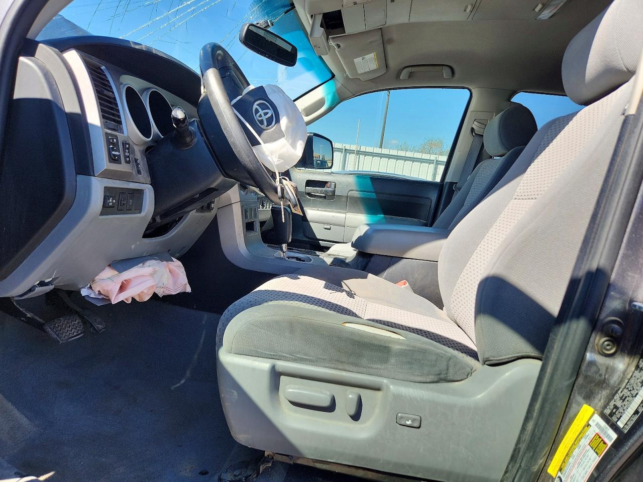 2011 Toyota Tundra Grade