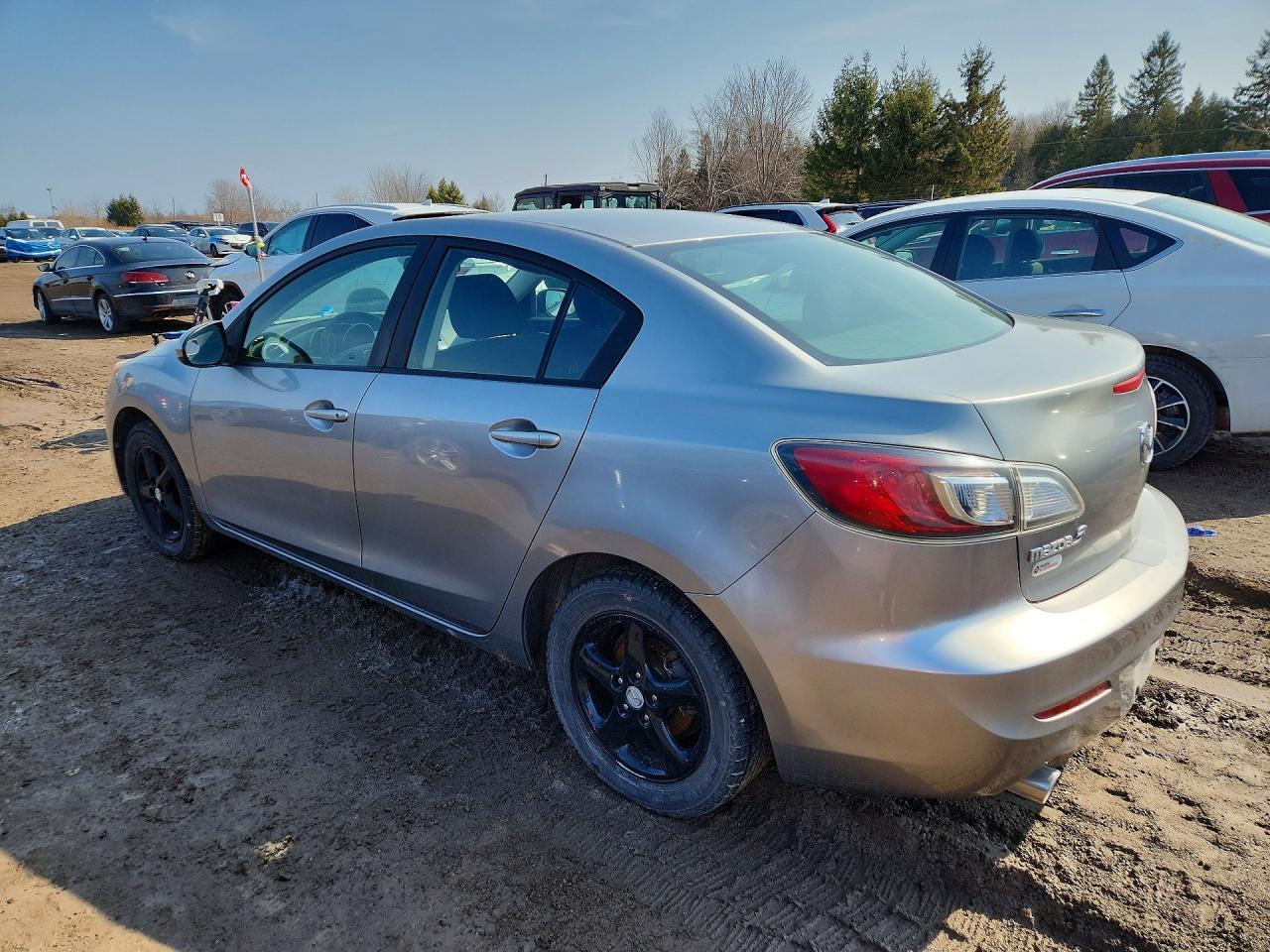2013 Mazda 3 I