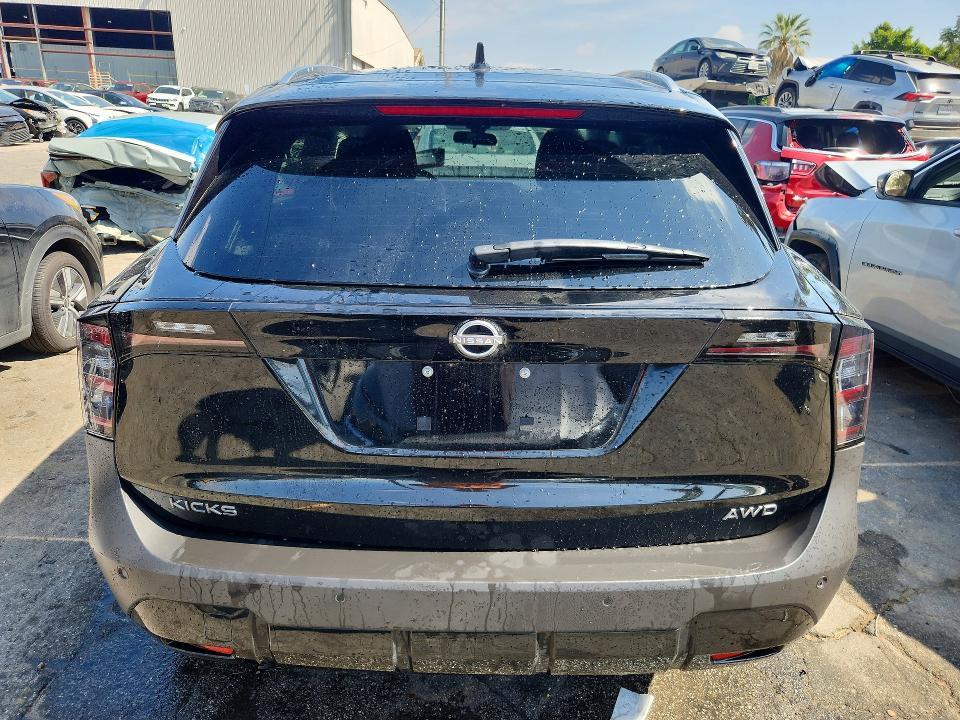 2026 Nissan Kicks sv