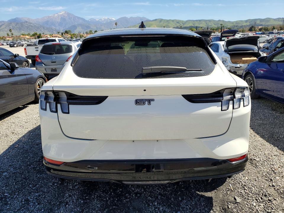 2023 Ford Mustang Mach-e gt