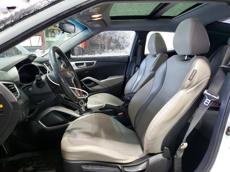 2012 Hyundai Veloster Base