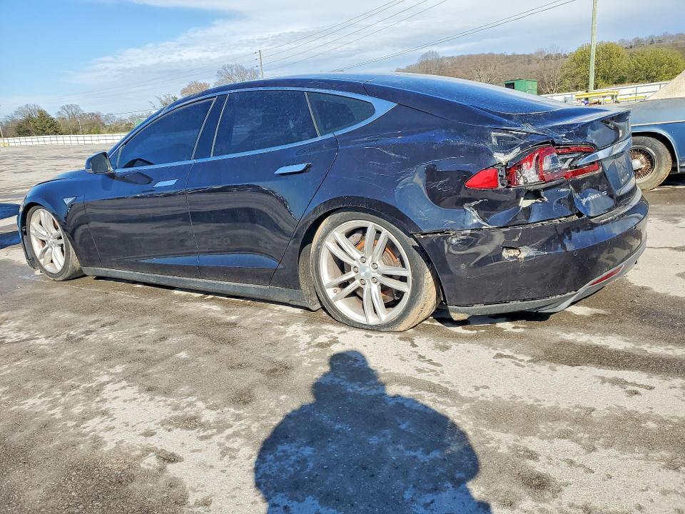 2015 Tesla Model s 85D