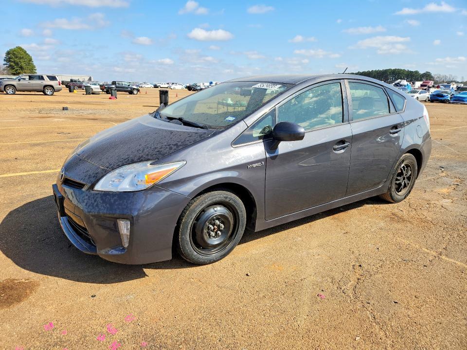 2015 Toyota Prius two