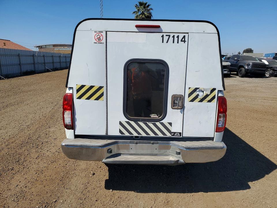 2017 Nissan Frontier s