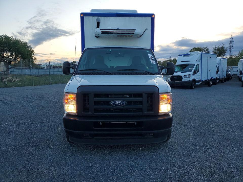 2024 Ford E350 Refrigerated BOX Truck