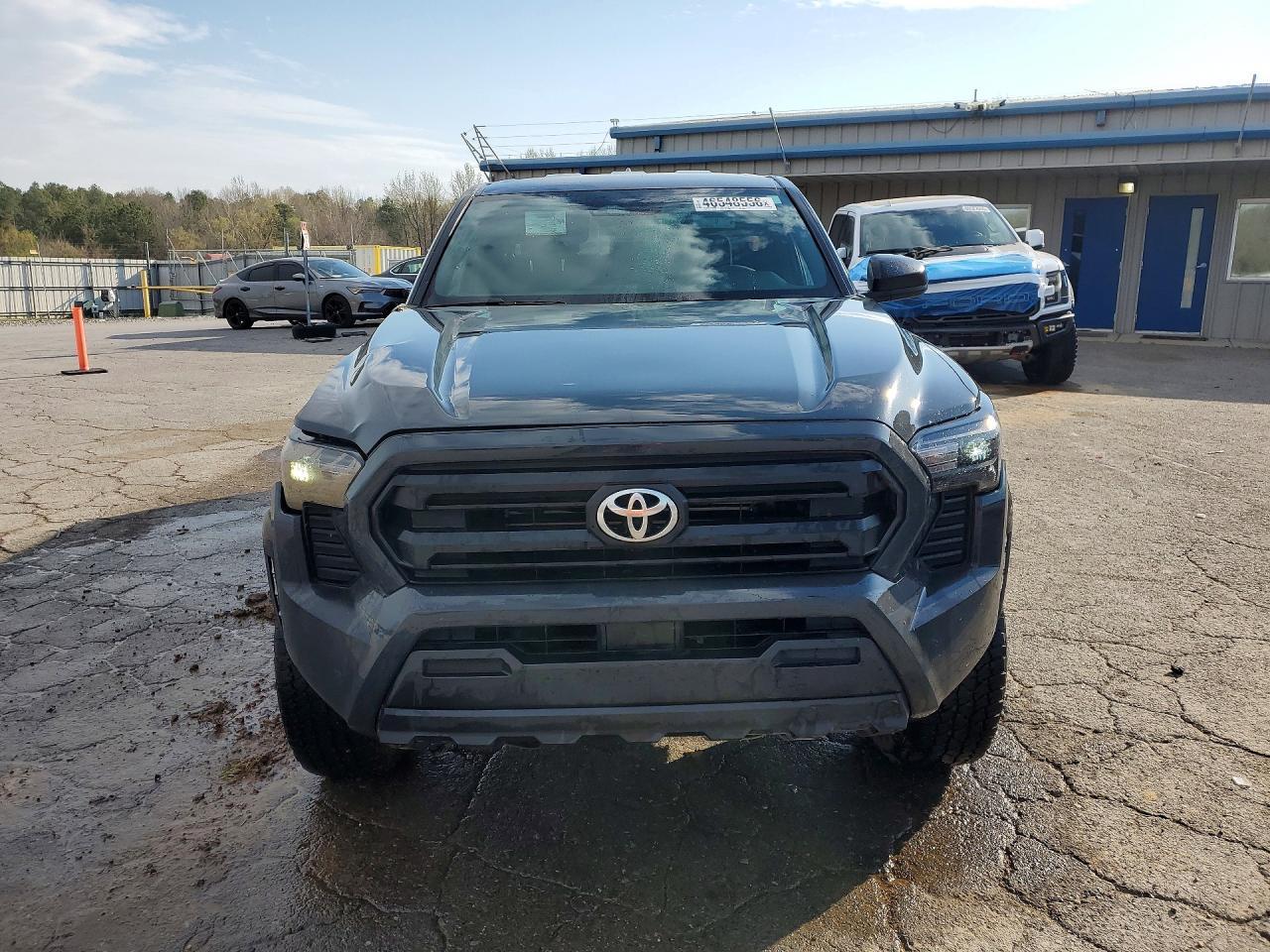 2025 Toyota Tacoma SR