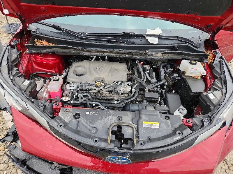 2022 Toyota Sienna xle 7-passenger