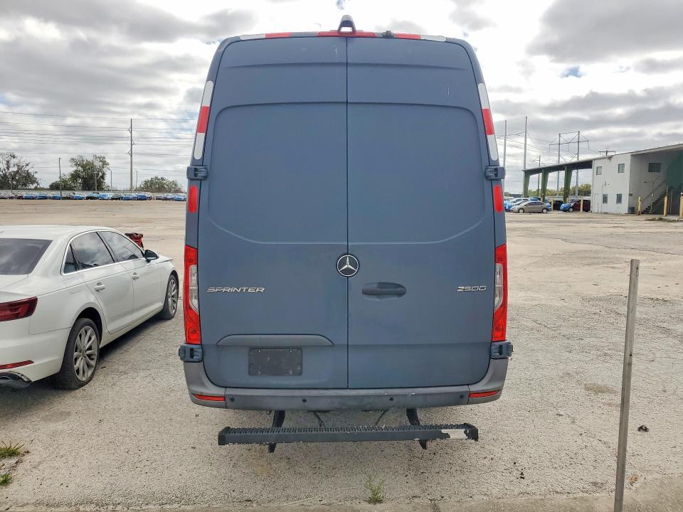 2019 Mercedes-Benz Sprinter 2500