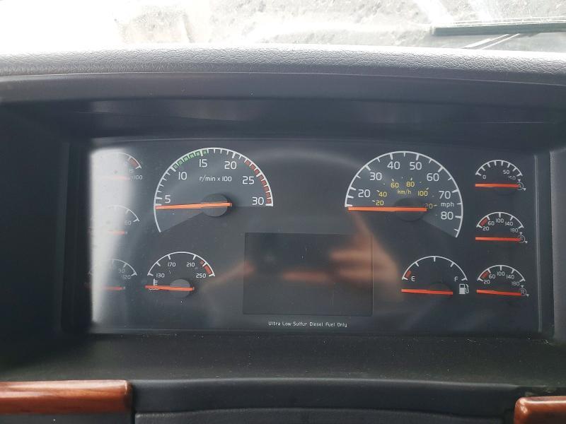 2009 Volvo VN VNL