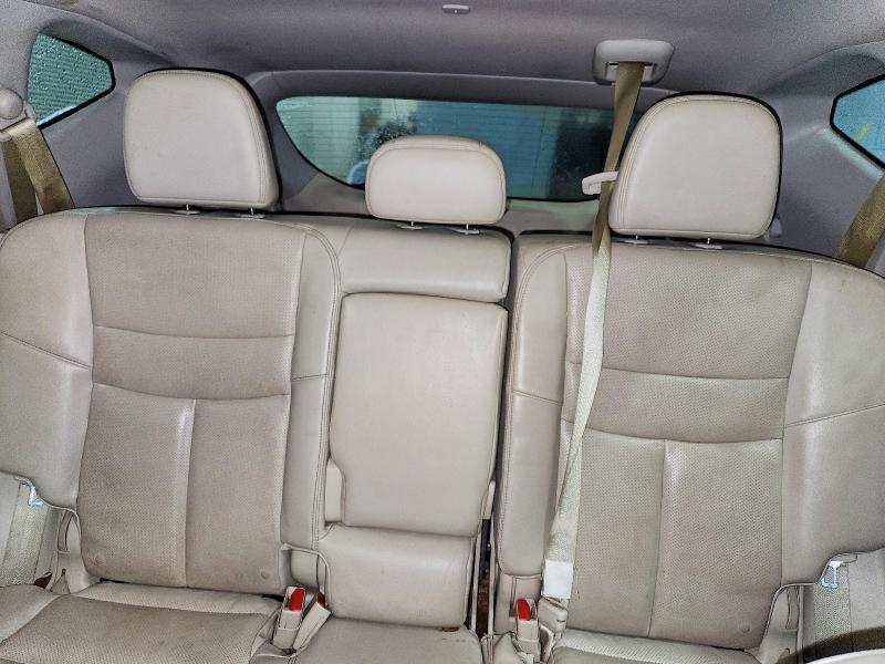 2016 Niss Murano Platinum