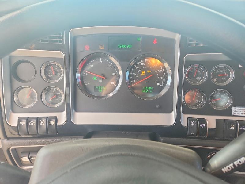 2022 Kenworth Construction T800