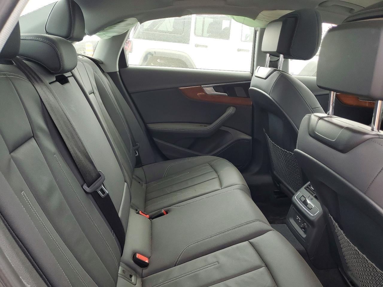 2021 Audi A4 Premium Plus 40