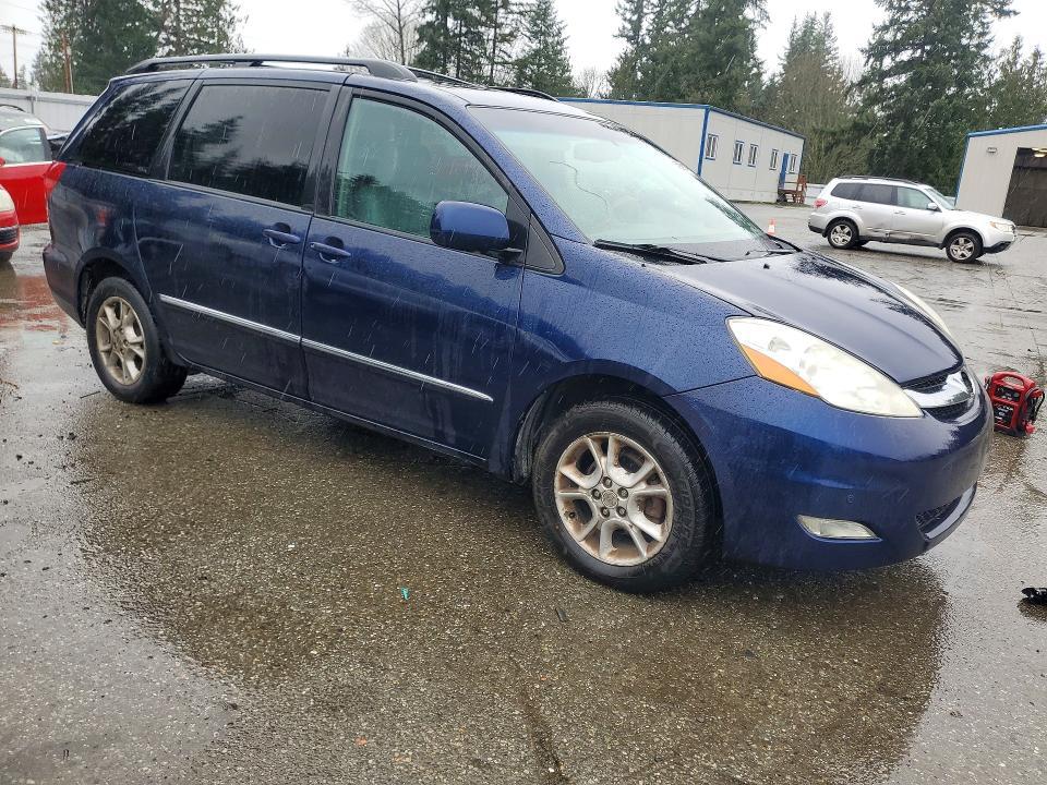 2007 Toyota Sienna xle Limited 7-passenger