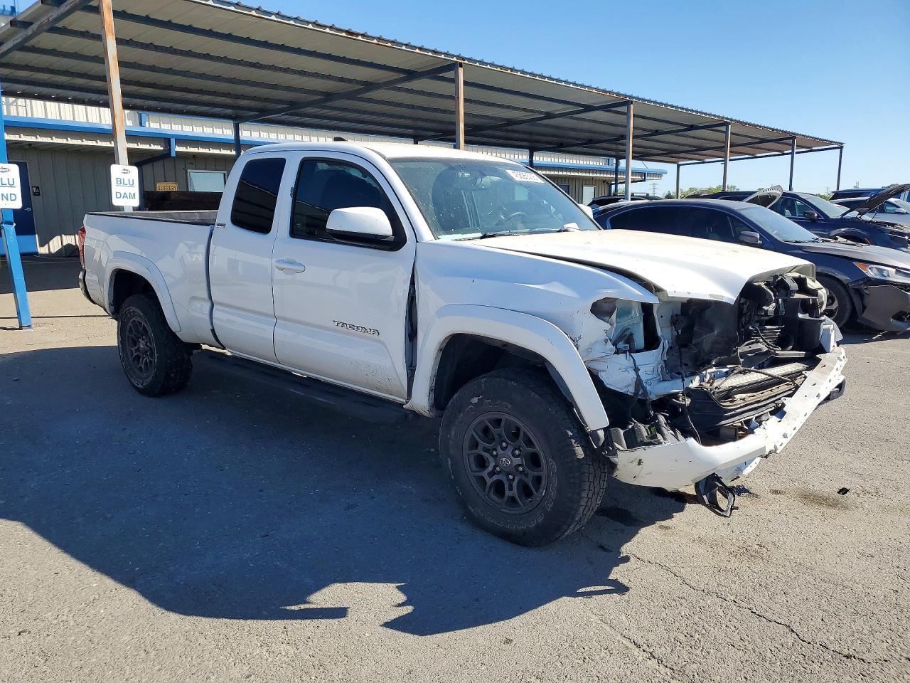 2017 Toyota Tacoma SR5 V6