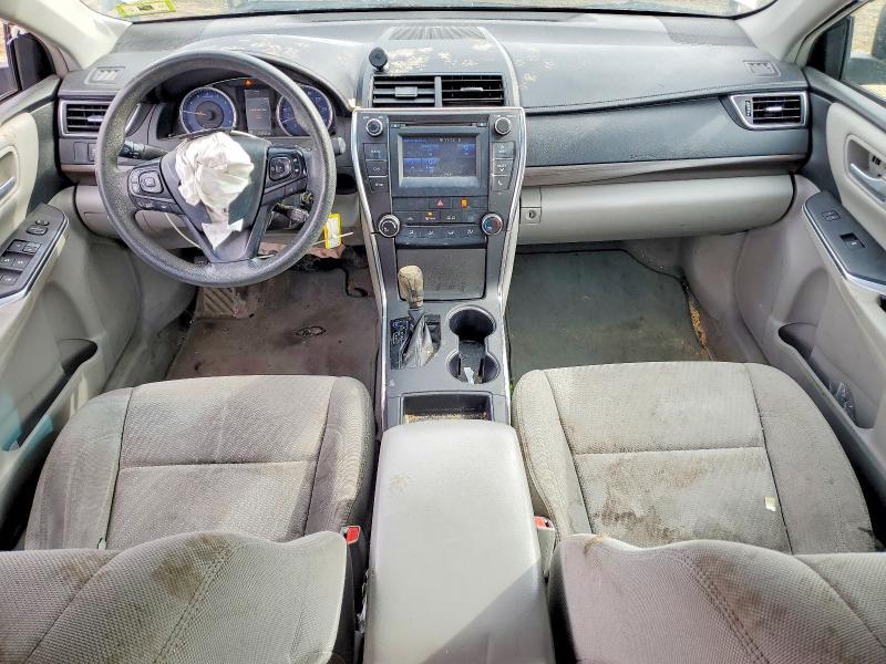 2016 Toyota Camry le
