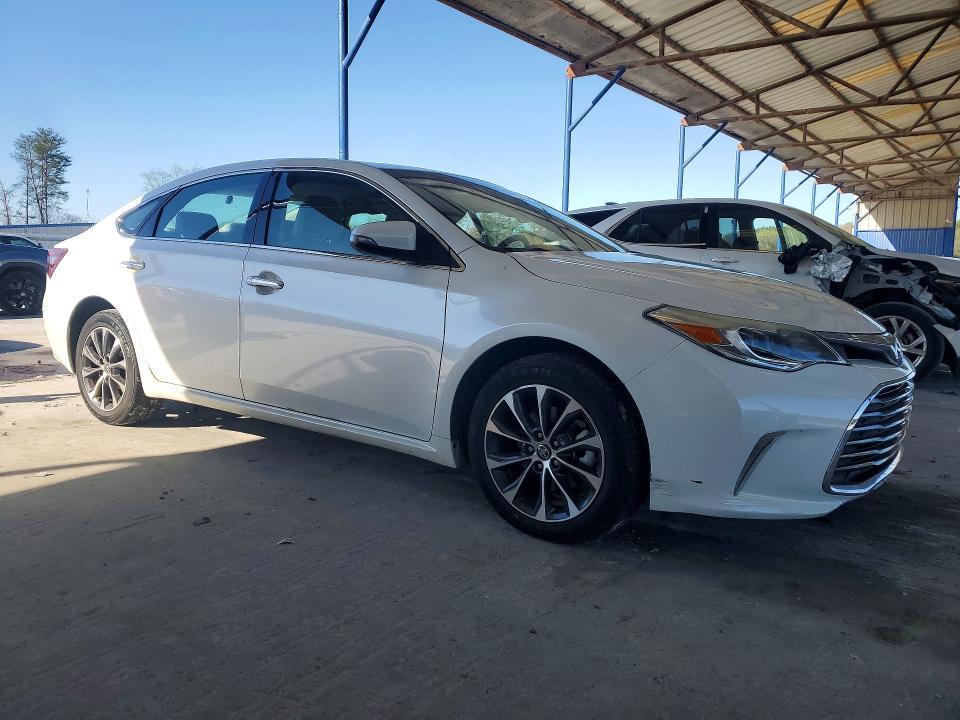 2016 Toyota Avalon xle Premium