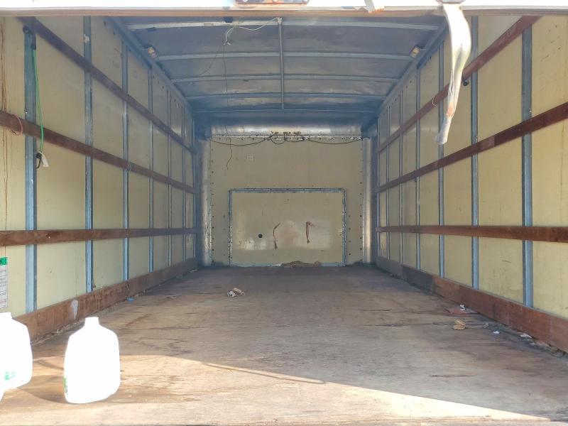 2002 Ford E350 BOX Truck