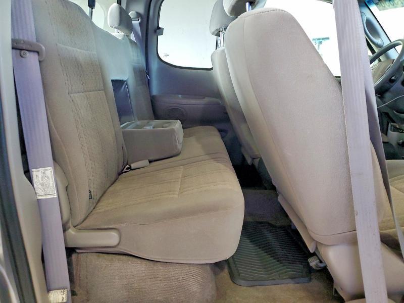 2004 Toyota Tundra SR5