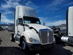 Salvage trucks for sale at Reno, NV auction: 2016 Kenworth T680 Semi Truck