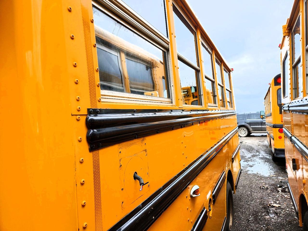 2011 Thomas Minotour G4500-School Bus