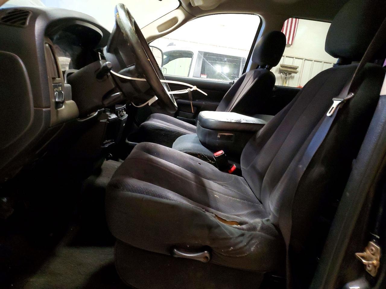 2004 Dodge RAM 1500 ST