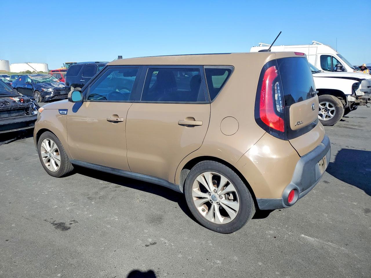 2015 KIA Soul +