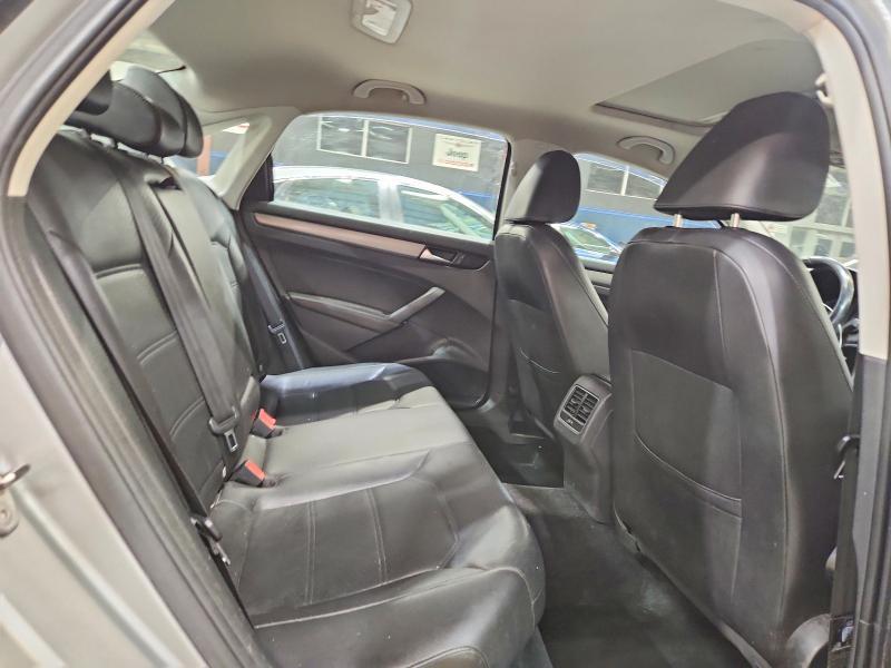 2014 Volkswagen Passat se