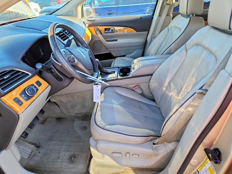 2011 Lincoln Townhouse MKX