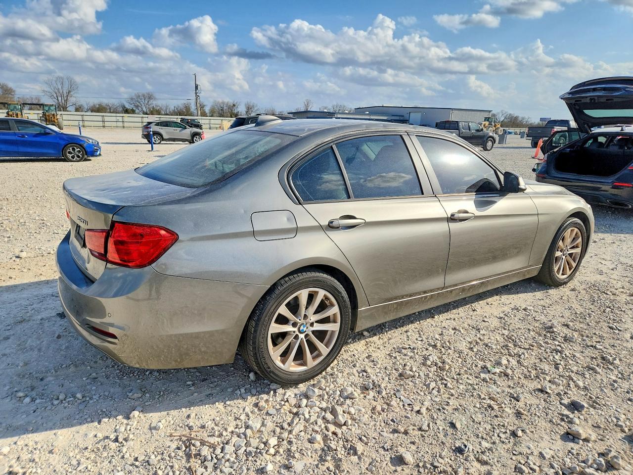 2017 BMW 320 i