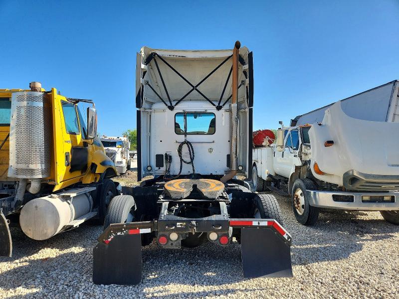 2018 Peterbilt 579 Semi Truck