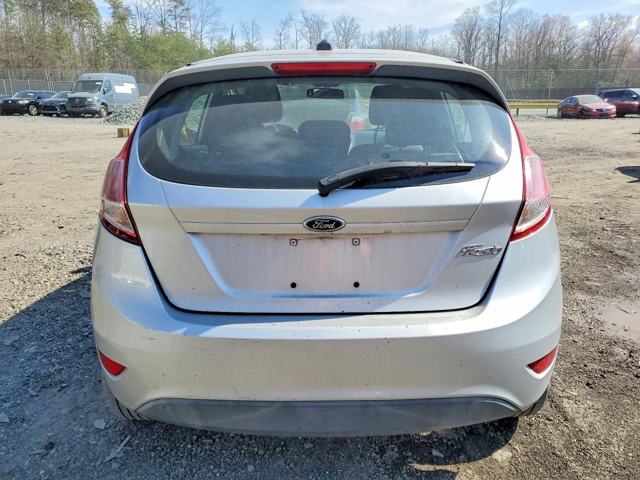 2016 Ford Fiesta s