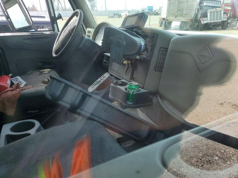 2010 International 4300 BOX Truck