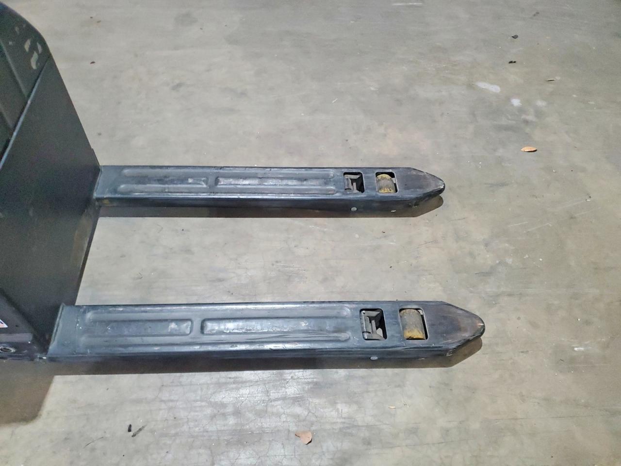 2024 Big Joe 2024 Uriw Pallet Jack-Pallet Jack